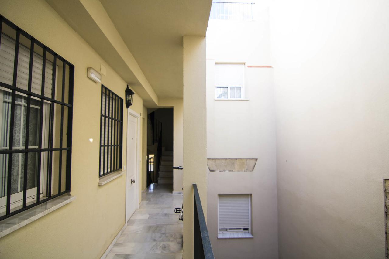 Apartamentos Aloha 2 Centro 엘푸에르토데산타마리아 외부 사진